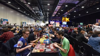 An internationalen Wettkämpfen wie diesem 2017 in London nehmen Hunderte von Spielern teil. An internationalen Wettkämpfen wie diesem 2017 in London nehmen Hunderte von Spielern teil.