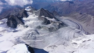 Luftaufnahme eines Gletschers