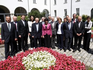 Bundesregierung in Bellinzona. (Gruppenfoto)