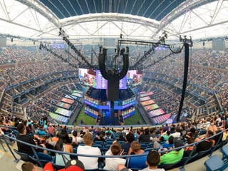 Tennis-Stadion. Tennis-Stadion.