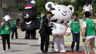 Die Maskottchen von Pyeongchang machen in Rio ihre Aufwartung.