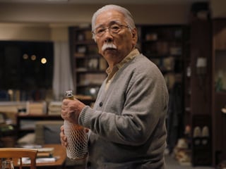 Tadashi Okuno als 80jähriger Professor Takashi.