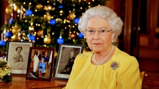 Queen Elizabeth II. bei ihrer Weihnachtsansprache 2013