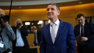 Höcke. Höcke.