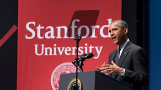 US-Präsident Barack Obama spricht an der Stanford University.