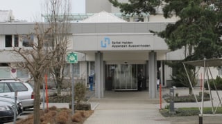 Das Eingangsportal des Spitals Heiden.