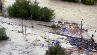 Überschwemmte Bahngleise