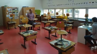 Christian Hugi in seinem Klassenzimmer in Zürich. Christian Hugi in seinem Klassenzimmer in Zürich.