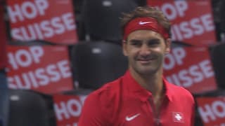 Federer lacht