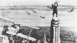 Schwarzweisses Szenenbild aus dem Original King Kong von 1933.