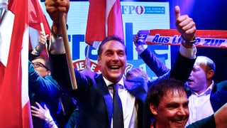 H.C. Strache feiert den Wahlsieg seiner FPÖ.