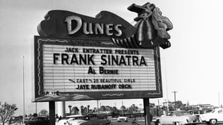 Grosse Tafel in Las Vegas mit Frank Sinatras Name.