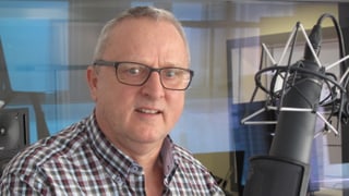 Heinz Gerig im Radiostudio.