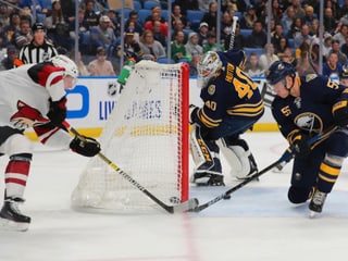 Arizona mit einer Grosschance bei den Sabres. Arizona mit einer Grosschance bei den Sabres.