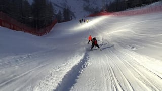Zu viel Neuschnee macht ein Training in Val d'Isère unmöglich. 