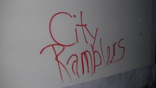 Graffiti auf einer Hausfassade. Graffiti auf einer Hausfassade.