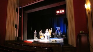 Proben auf der Bühne des Schaffhauser Stadttheaters.