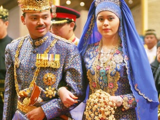 Der Kronprinz von Brunei heiratet die Schweizerin Sarah. Der Kronprinz von Brunei heiratet die Schweizerin Sarah.