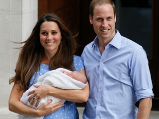 Prinz William und Catherine mit George Alexander.