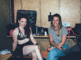 poledancerin eva mit moderatorin joana poledancerin eva mit moderatorin joana