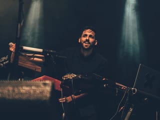Pablo Nouvelle gab der Donnerstag-Nacht mit neuer Band und vielen Featurings (u.A. James Gruntz) einen energiegeladenen Anstrich.