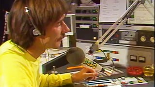 Der erste DRS 3 Chef Peter Bühler moderierte den Kick-Off am 1.11.1983. Der erste DRS 3 Chef Peter Bühler moderierte den Kick-Off am 1.11.1983.
