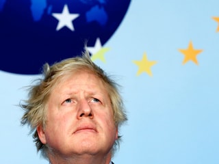 Johnson vor EU-Flagge