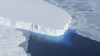 «Grösster Gletscher der Antarktis droht zu rutschen» auf einer neuen Seite abspielen.