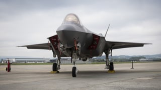 «Bundesrat will F-35-Initiative nicht abwarten» auf einer neuen Seite abspielen.