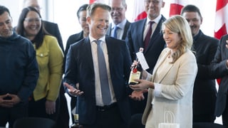 «Dänemark und Kanada haben jetzt eine Landgrenze» auf einer neuen Seite abspielen.