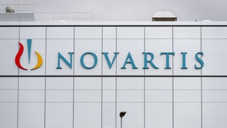 «Novartis streicht jede zehnte Stelle in der Schweiz» auf einer neuen Seite abspielen.