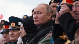 «Russland feiert «Tag des Sieges»: Putin lobt Streitkräfte» auf einer neuen Seite abspielen.