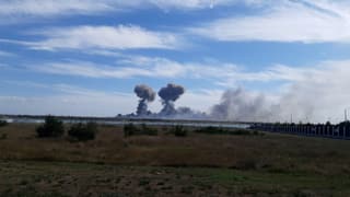 «Explosionen auf der Halbinsel Krim» auf einer neuen Seite abspielen.