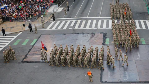 Soldaten in Formation