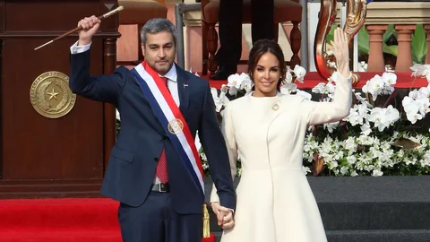 Mario Abdo Benítez und seine Frau