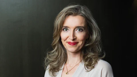 Porträt von Anita Richner.