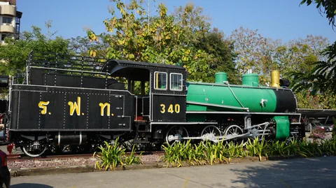 Alte Dampflokomotive der RhB in ChiangMai.