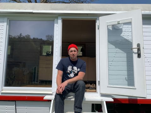 Wohnen auf kleinem Raum - Der Weg ins Tiny House führt durch ein