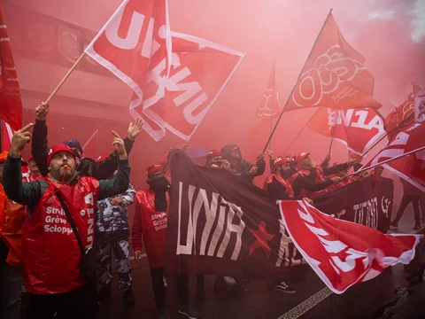 Tessiner Bauarbeiter demonstrieren am 20. Oktober 2025 in Bellinzona TI.