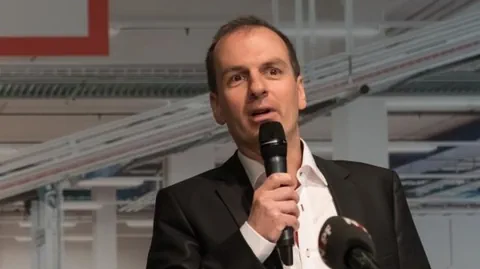 Porträt von Unternehmer Roland Brack.