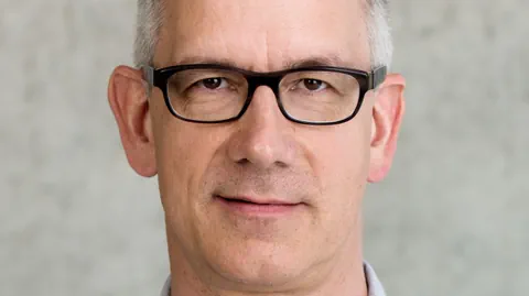 Porträt Simon Wieser