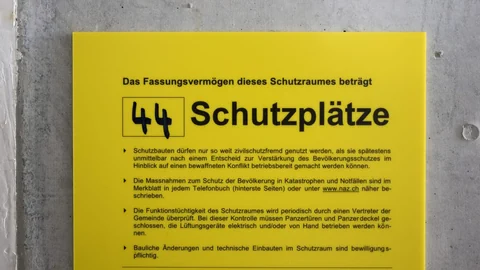 Plakette auf einem Schutzraum