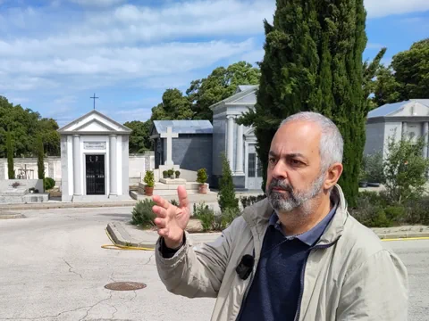 Emilio Silva auf dem Madrider Friedhof Mingorrubio.