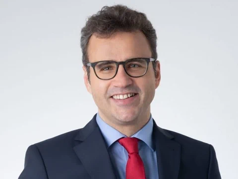 Ein Porträt von Simon Wey