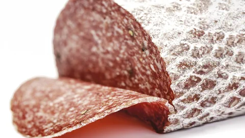 Angeschnittene Salami
