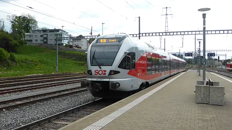 Zug S4