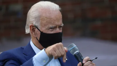 Joe Biden mit Maske