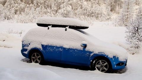 Wintertipps vom Fahrlehrer - So fahren Sie sicher auf Schnee und Eis -  Kassensturz Espresso - SRF