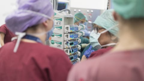 Wer bezahlt nun die Verluste der Spitäler?