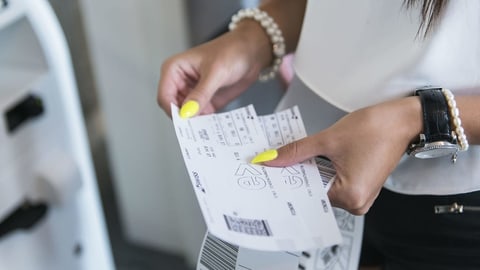 Nationalrat macht Druck für Flugticketabgabe